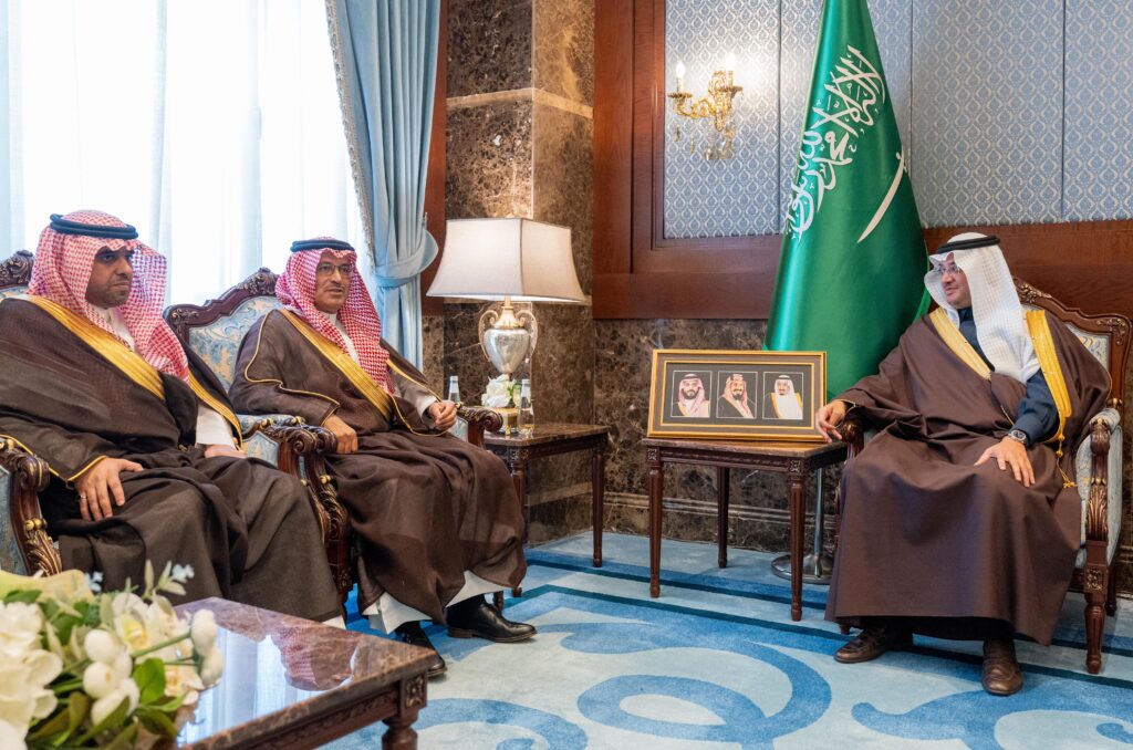 سمو محافظ الأحساء يستقبل محافظ الهيئة العليا للأمن الصناعي