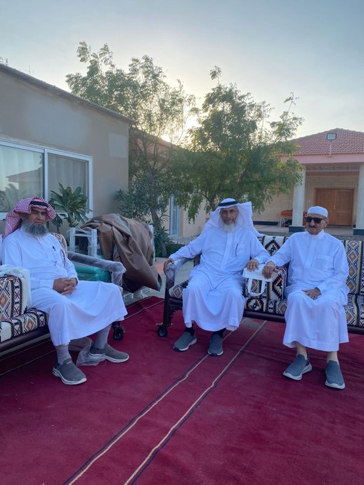 سعد الغريب يعد بدعم “مسك لإكرام الموتى” لشراء معدة حفر تخدم 8 مقابر شمال الأحساء