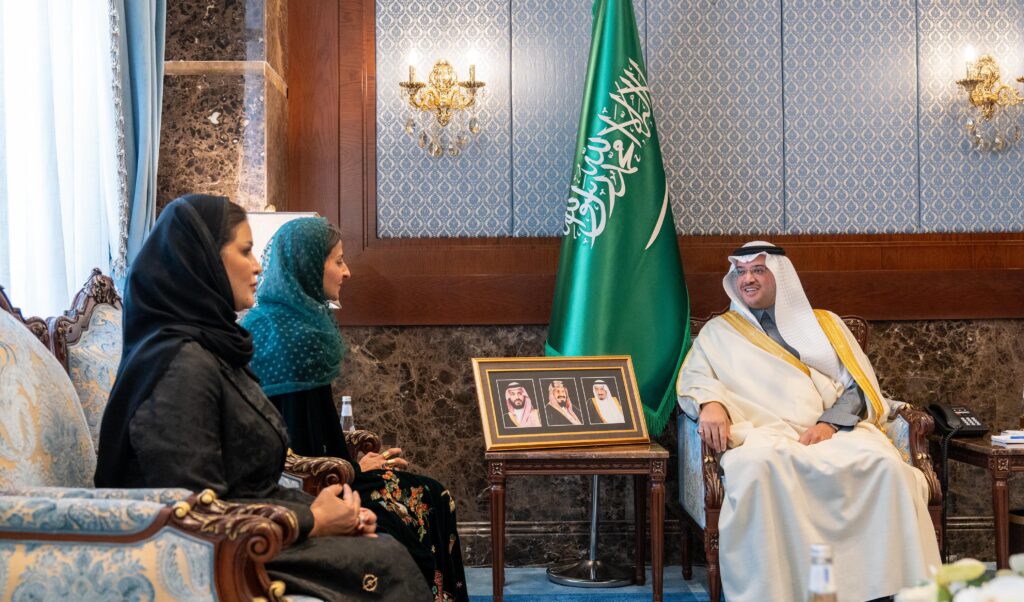 محافظ الأحساء يستقبل المدير التنفيذي للمجلس الدولي للتمور