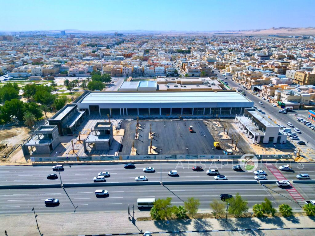 حراك إنشائي متسارع لمشروع “The Park” في الهفوف