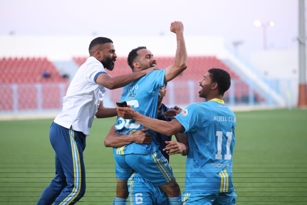 الجيل عبر السد وواصل الصدارة