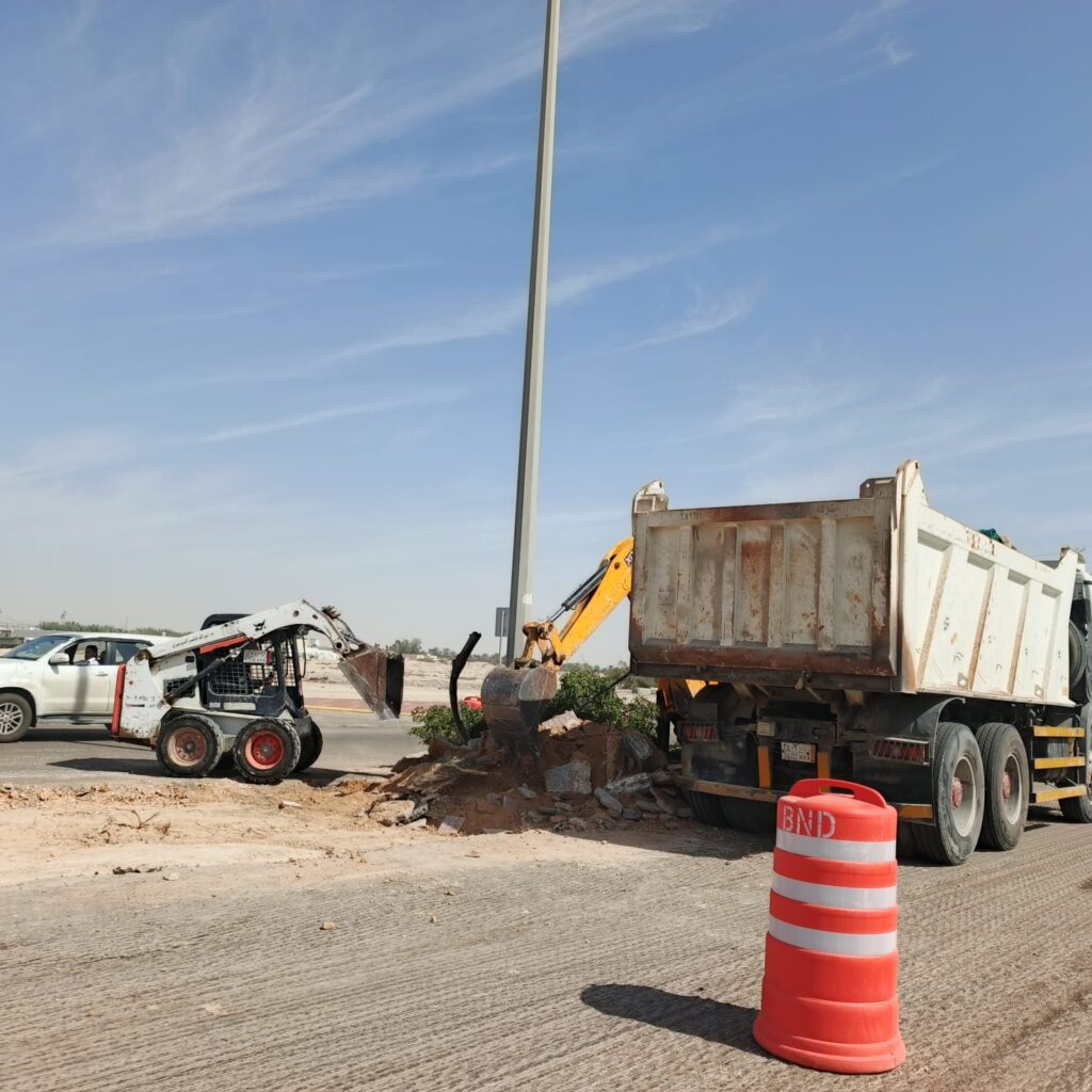 أمانة الأحساء تطلق مشروع تأهيل شوارع مدينة العيون والبلدات التابعة لها