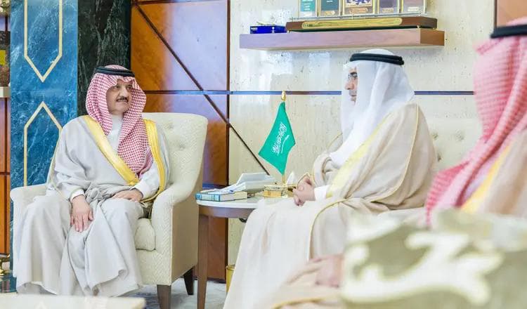 أمير الشرقية يستقبل أمين المنطقة ويطّلع على استعدادات شهر رمضان ويوم التأسيس