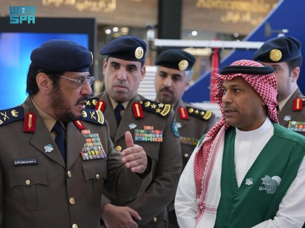 مدير عام الدفاع المدني يطلق برنامج نشر الوعي بالظواهر الجوية وآلية تلافي مخاطرها