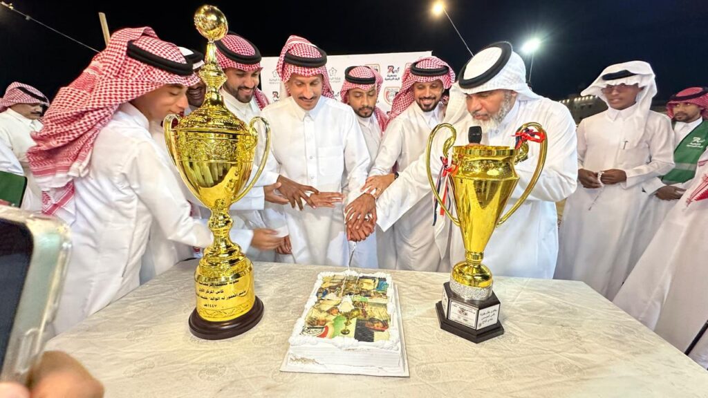 بالعرضة والشعر.. “الكلابية” تتألق في عيد الفطر بليلة من الفرح والتلاحم المجتمعي