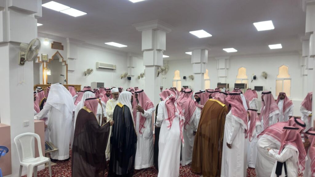 الكلابية تحتفي بالعيد.. إقامة صلاة الفطر في 5 جوامع وسط حضور لافت