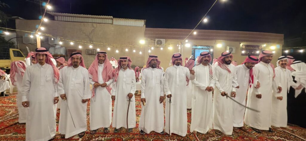 مجلس آل علي الفضلي بالمراح يحتفي بعيد الفطر وسط حضور لافت وعروض تراثية