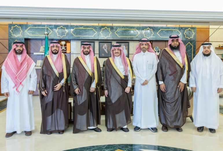 خلال استقباله مدير عام الفرع.. أمير الشرقية يطّلع على التقرير الربعي لهيئة الأمر بالمعروف