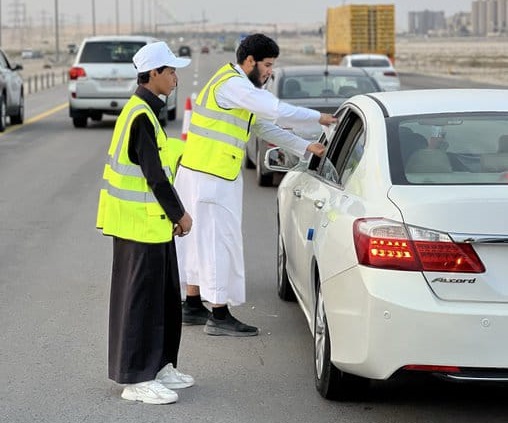 520 وجبة إفطار في يوم واحد..“افطر معنا 10” ترسم لوحة عطاء على طرق الأحساء