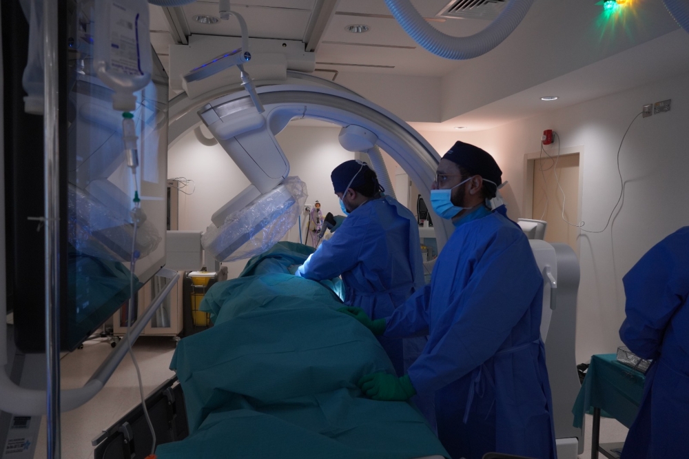 الدمام تسجل سبقًا طبيًا.. تقنية تنهي ألم سرطان الحوض بدون جراحة تقليدية