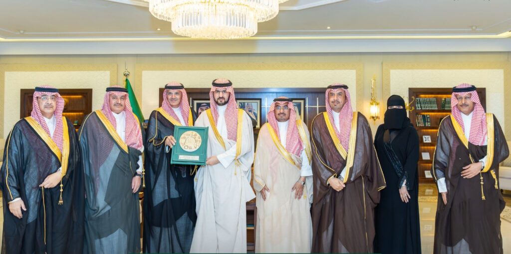 نائب أمير الشرقية يطّلع على التقرير الختامي لجمعية أمناء للتنمية الحضرية