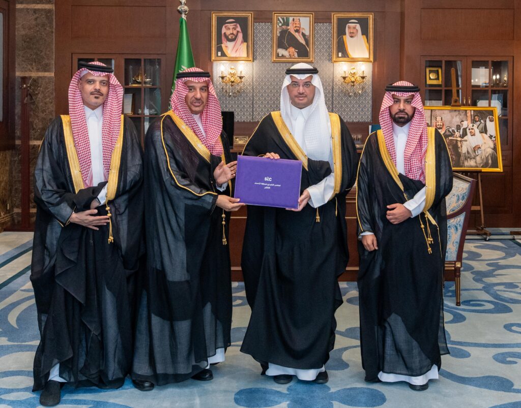 محافظ الأحساء يطّلع على الملخص التنفيذي ومؤشرات الأداء لأعمال “STC”