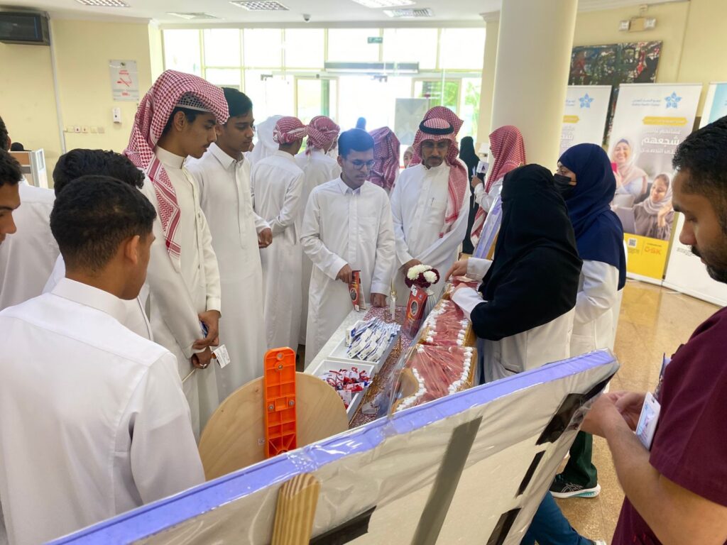 تعليم الأحساء ينظم محاضرة ومعرضًا توعويًا عن الهيموفيليا لطلبة المرحلة الثانوية