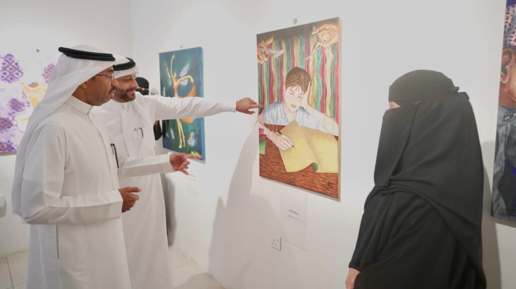 تعليم الأحساء يقيم معسكرا فنيا ويجمع بين الطلبة ومعلميهم