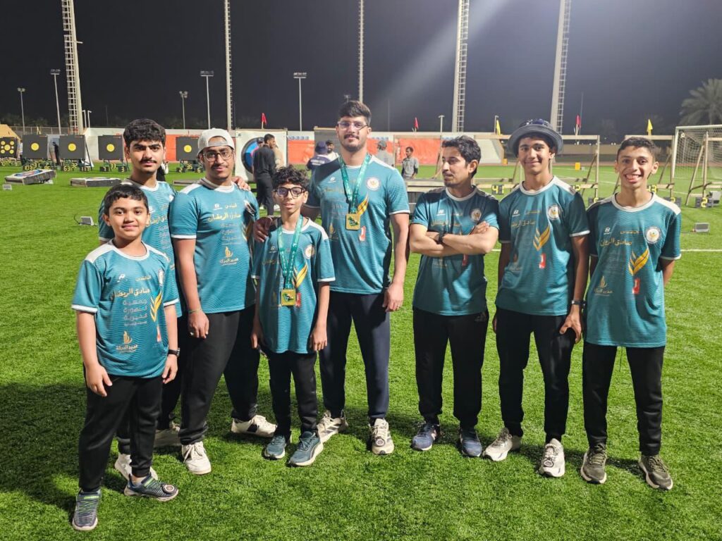 ثنائية ذهبية تضع المنصورة في صدارة أندية السهام بالمملكة