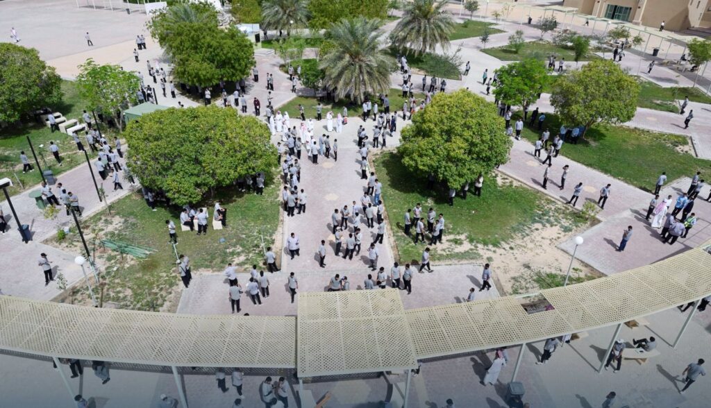 تقنية الأحساء تنفذ خطة إخلاء لتعزيز الجاهزية تزامنًا مع يوم الصحة العالمي