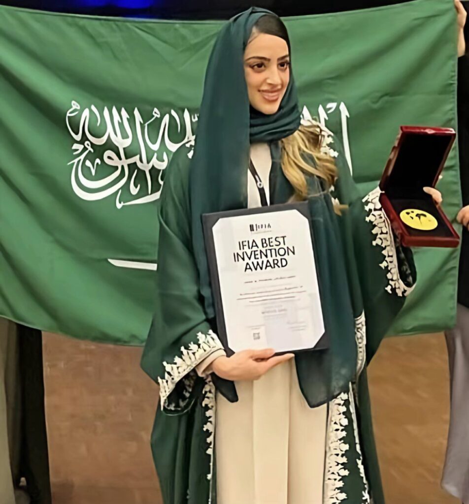 البروفيسورة السعودية دانا السليمان تحصد لقب أفضل مخترع 2025 بابتكار طبي غير جراحي