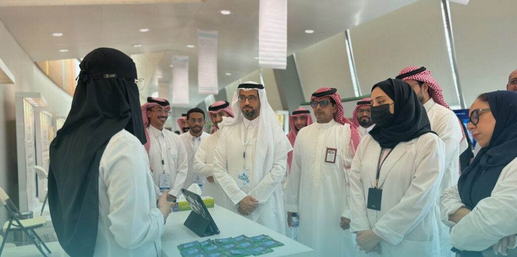 رحلة تفاعلية تستعرض الابتكارات الطبية والتحول الرقمي في الرعاية الصحية