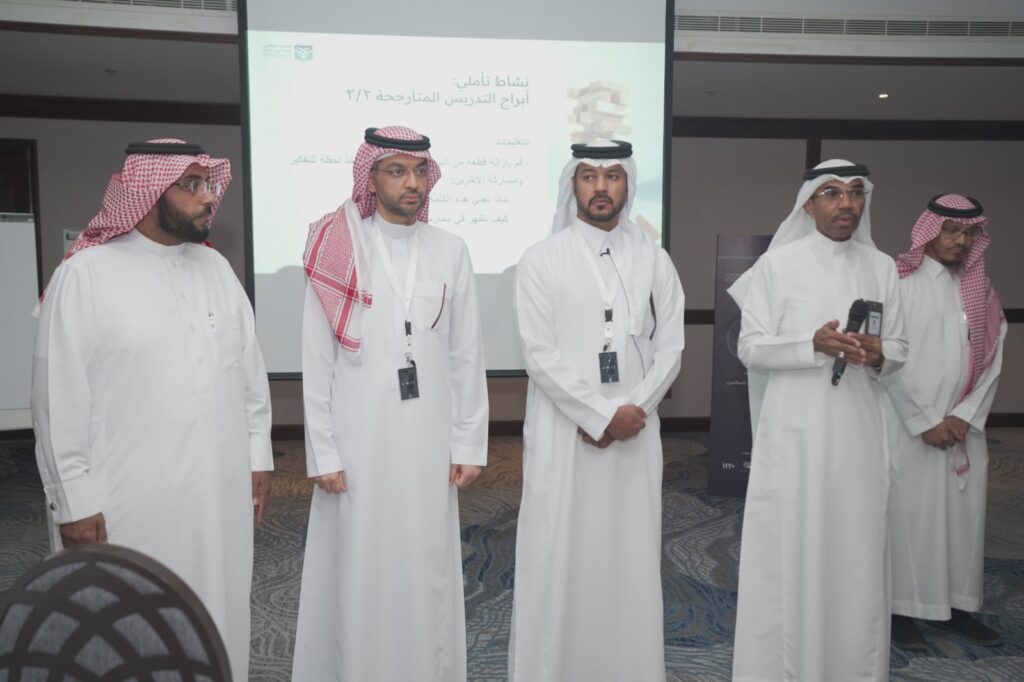مدير تعليم الأحساء يدشن برنامج تطوير 19 ألف معلم ومعلمة