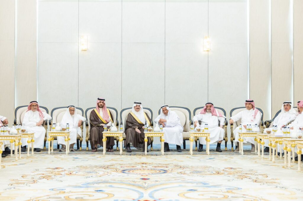 أمير الشرقية ونائبه يقدمان التعازي لأسرة المجدوعي