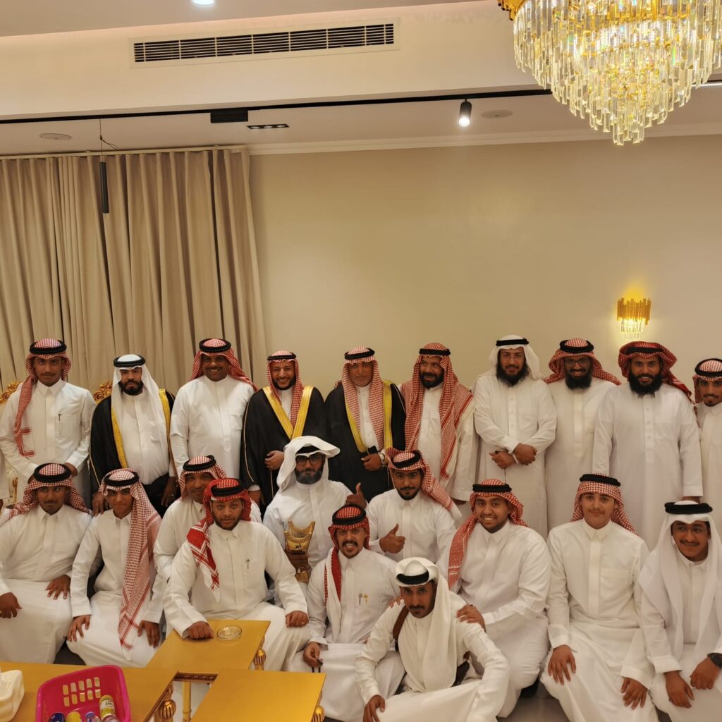 أسرة العساف بالعيون تحتفل بعقد قران ابنها “عبدالعزيز”