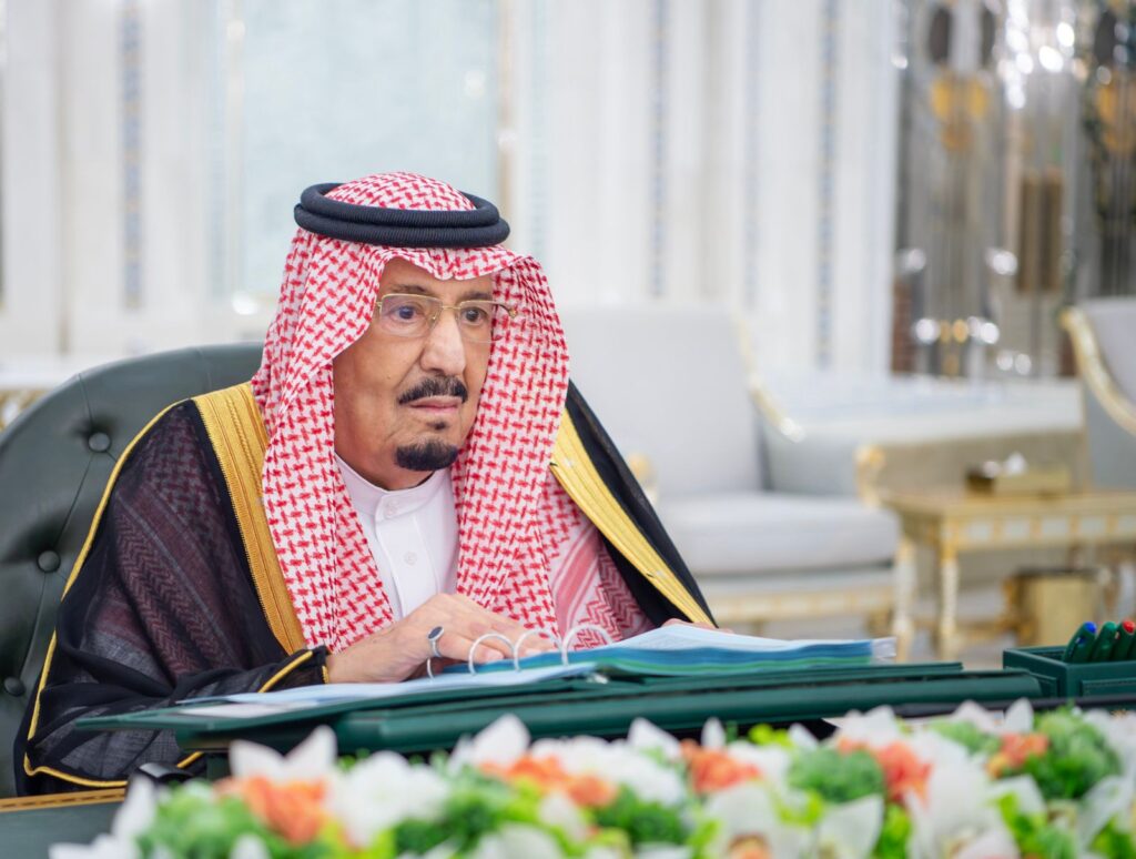 برئاسة الملك سلمان.. مجلس الوزراء يستعرض استعدادات وخطط تنفيذ موسم حج 1447هـ