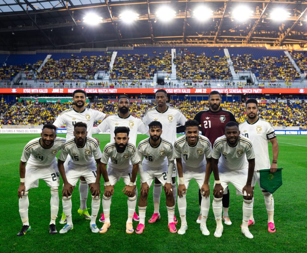 دونيس يعلن قائمة الأخضر النهائية لكأس العالم 2026