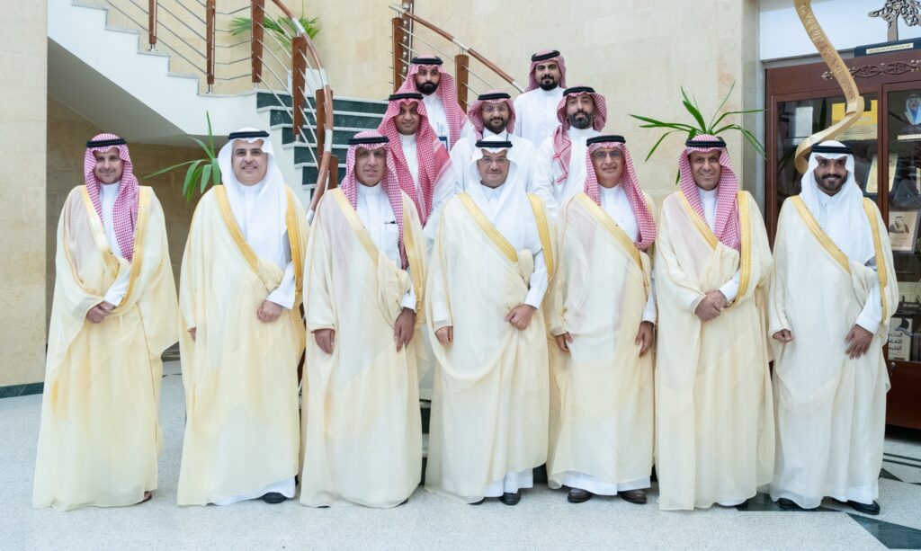 محافظ الأحساء يستقبل مساعد وزير الصحة محافظ الأحساء يستقبل مساعد وزير الصحة