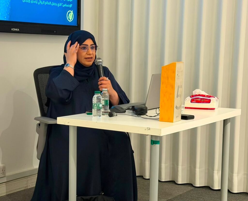بين وقار الورق ووهج الشاشات.. عبير السماعيل ترسم ملامح إستراتيجية الكاتب في زمن الوفرة