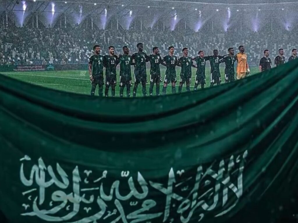 الأخضر يفتتح مشواره المونديالي بتعادل مثير أمام أوروغواي