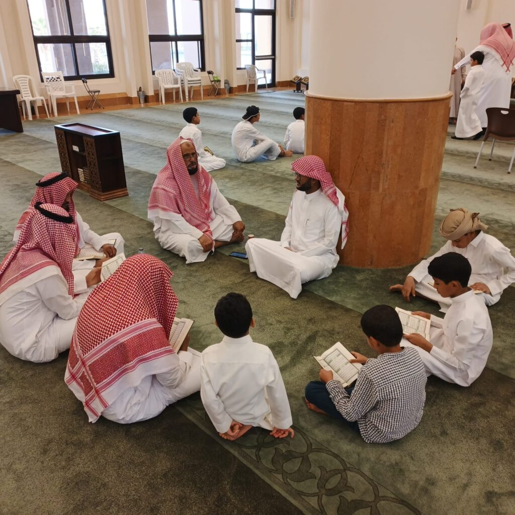 انطلاق دورة الشيخ سليمان المهنا الصيفية لتحفيظ القرآن بالعيون