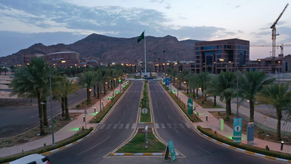 جامعة طيبة تفتح التسجيل في برنامج “جدير” لطلبة الصف الثالث الثانوي