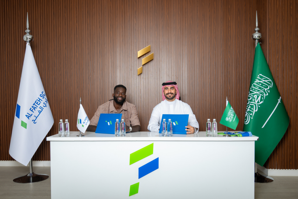 الفتح يعزز خط هجومه بالتعاقد مع النجم الإيفواري ويلفريد كانغا حتى 2029