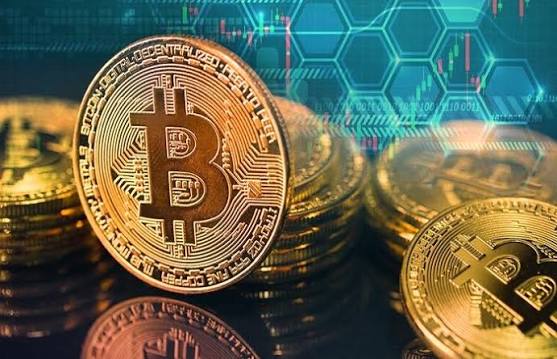 تراجع «بتكوين» 28%.. تريليون دولار تتبخر من العملات المشفرة