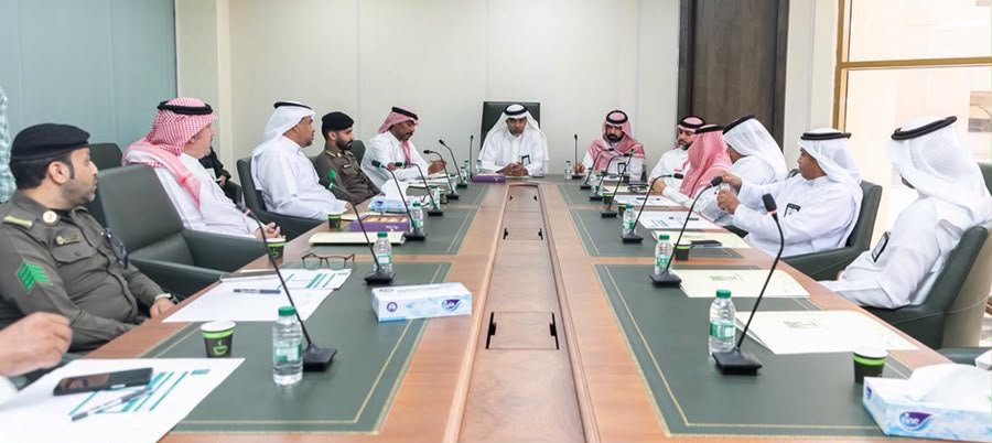 «بادر وامتثل».. حملة لتنظيم ورش ومعارض السيارات بالأحساء