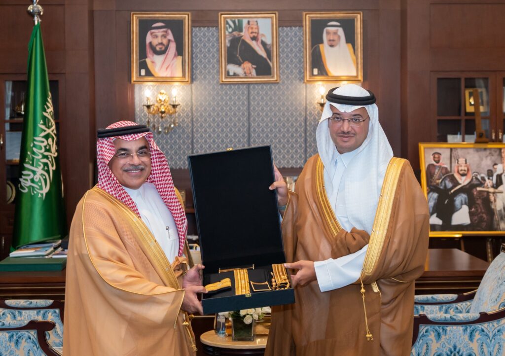 محافظ الأحساء يستقبل معالي نائب وزير الصناعة والثروة المعدنية