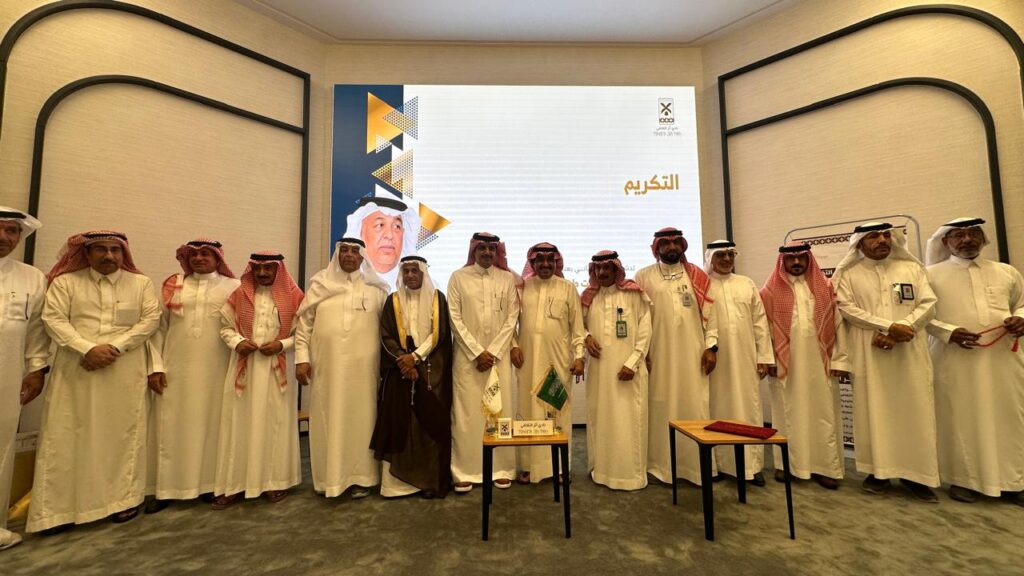 الجاسم يفتح صفحات من ذاكرة الأحساء.. حكايات الصحافة والرياضة في أمسية وفاء