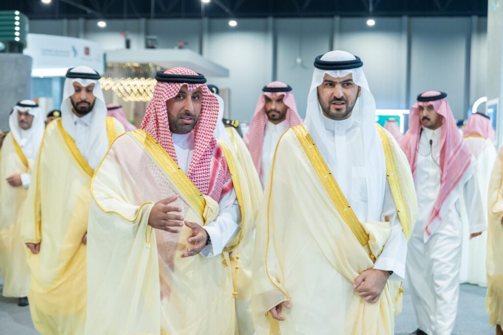 برعاية الأمير سعود بن نايف.. نائب أمير الشرقية يفتتح «وظائف 2026» في نسخته الـ 12