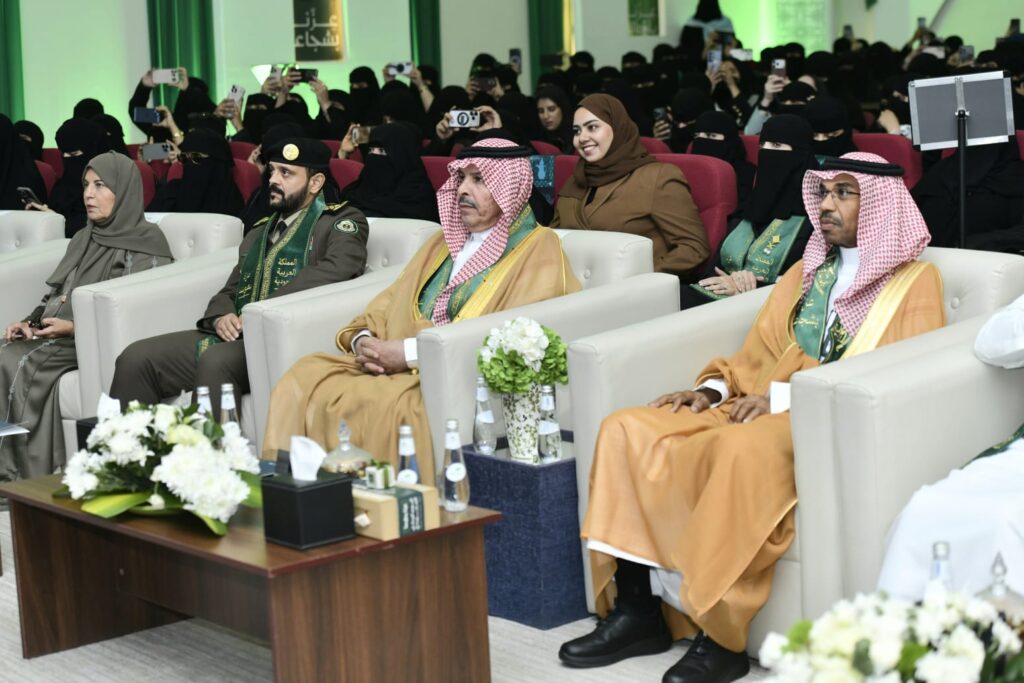 برعاية الأمير سعود بن طلال.. تعليم الأحساء يحتفي باليوم الوطني السعودي