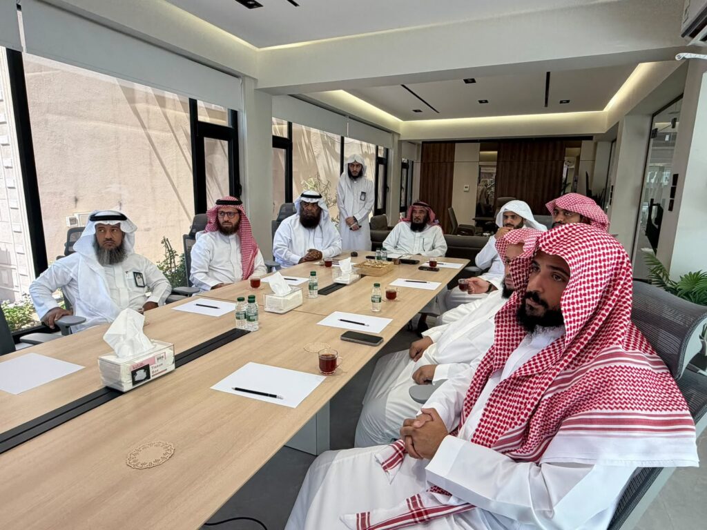 تحفيظ الأحساء تستقبل وفد «تعلم للقرآن وعلومه» لتعزيز التعاون القرآني