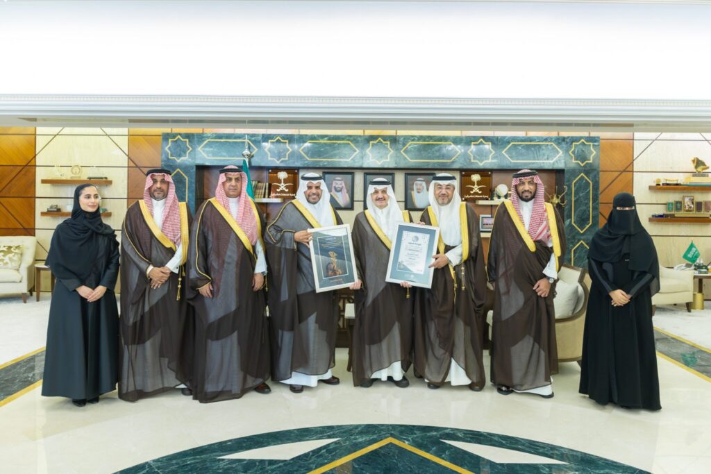 أمير الشرقية يستقبل رئيس وأعضاء مجلس إدارة أكاديمية التعلّم