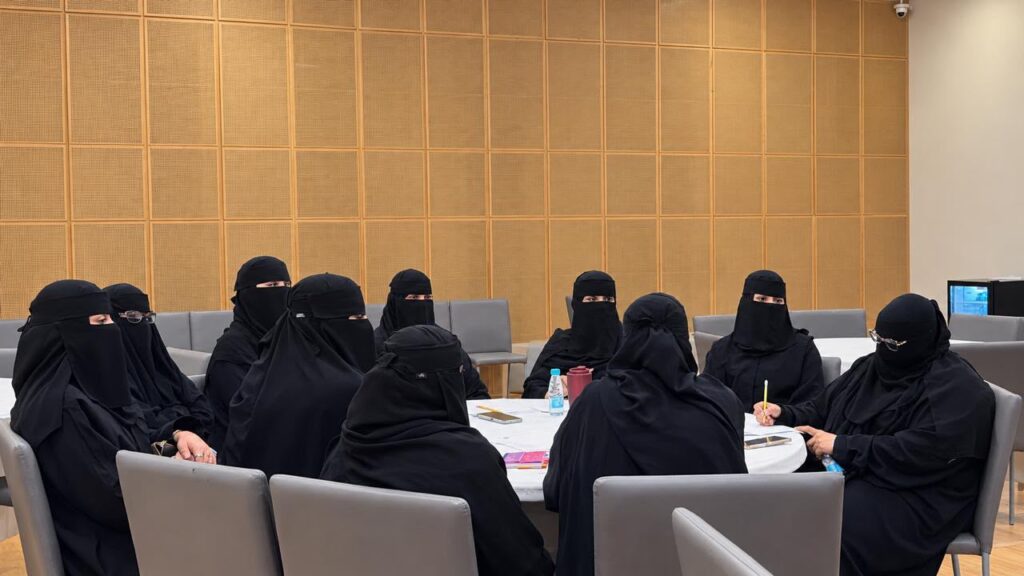 فتاة الأحساء تختتم برنامج «قصة أمل» بمشاركة 20 مستفيدة